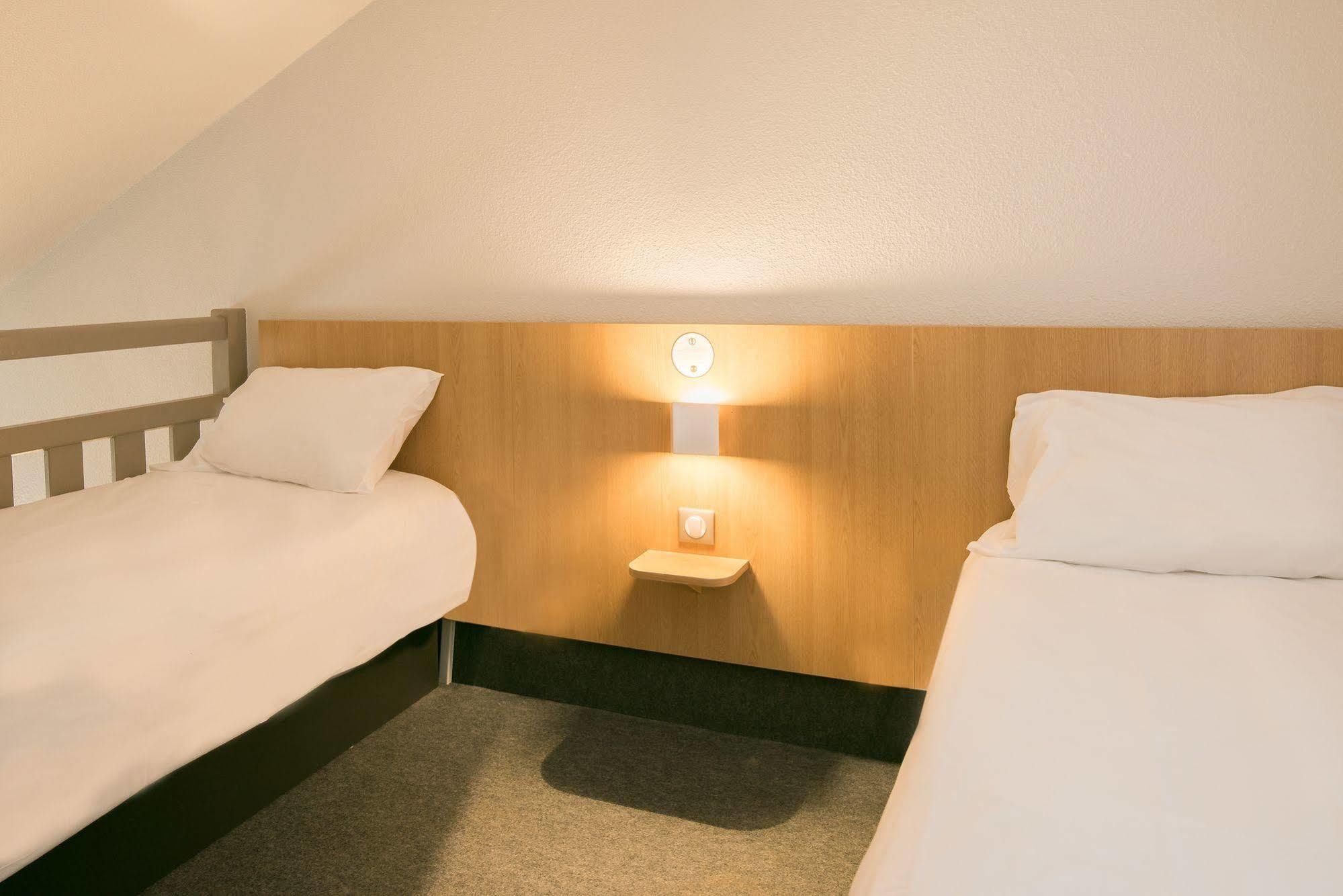 B&B Hotel Grenoble Universite 1 Gières Buitenkant foto