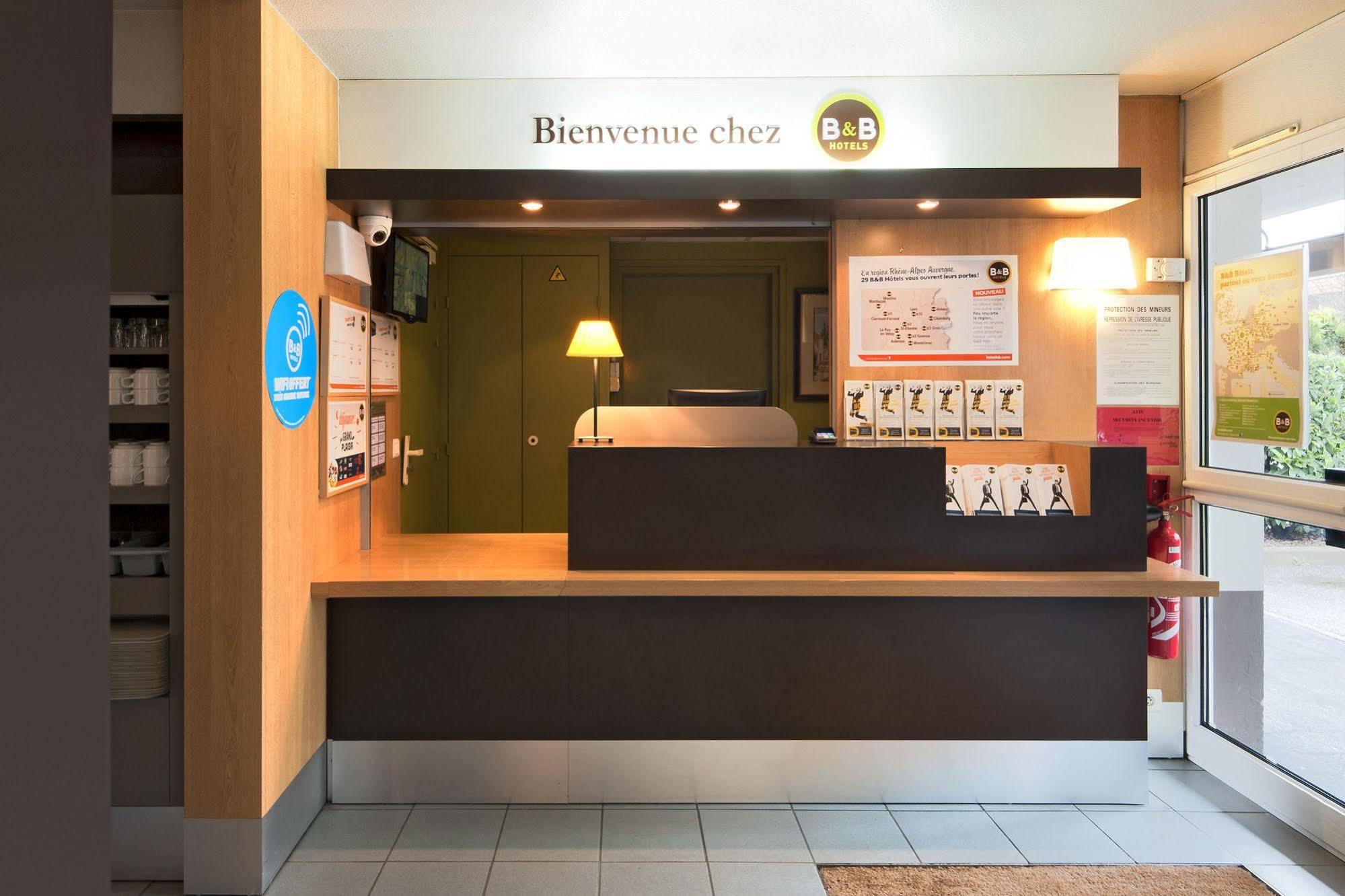 B&B Hotel Grenoble Universite 1 Gières Buitenkant foto