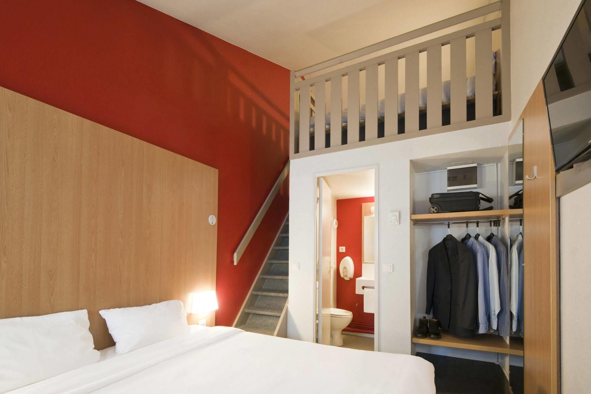 B&B Hotel Grenoble Universite 1 Gières Buitenkant foto