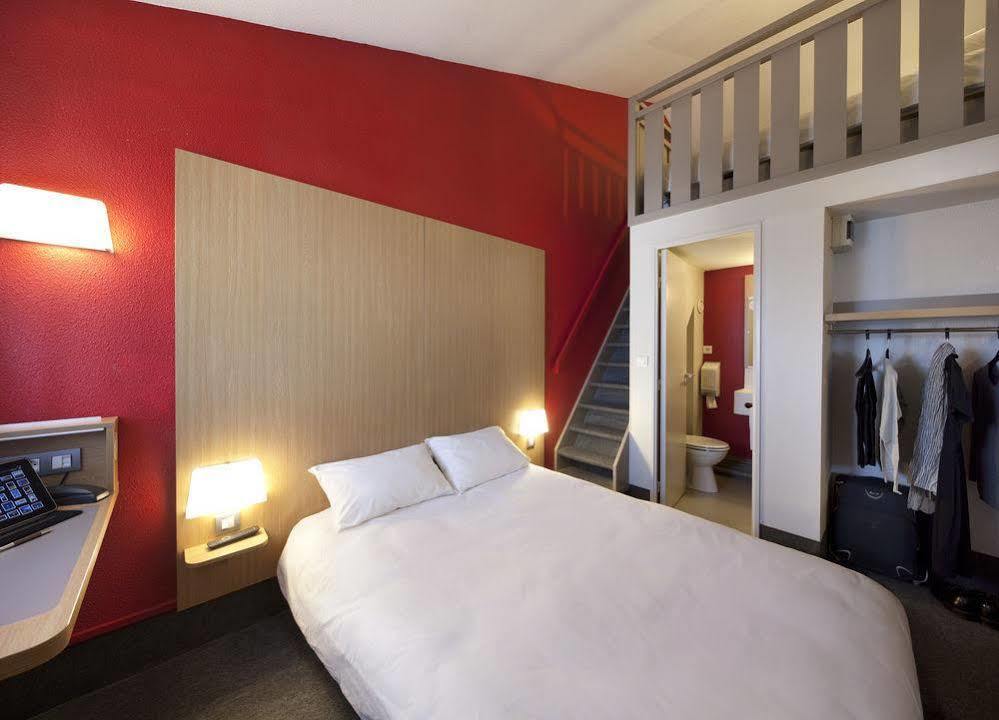 B&B Hotel Grenoble Universite 1 Gières Buitenkant foto
